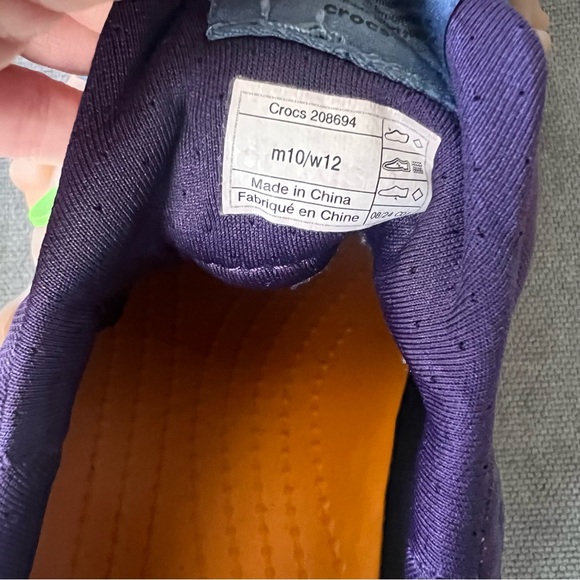 CROCS Blue and Purple Sneakers with Orange Soles - Picture 4 of 6